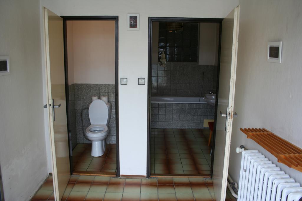 Vejminek U Drahusky Mcely Apartment Luaran gambar